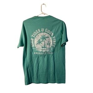 Emerald Isle, NC Green T-Shirt - Size M “High Tides and Good Vibes”
